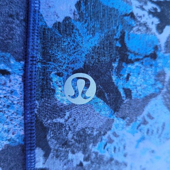 LIKE NEW LULULEMON SPEED UP TIGHT LUXTREME BLUE FLORAL CAMO LEGGINGS 4 - Picture 6 of 7